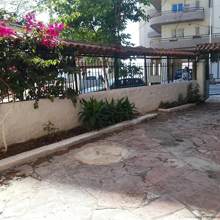 Gogo's Sea Side Apartment
